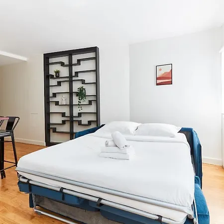 Latin Quarter - St Germain With Balcony شقة *